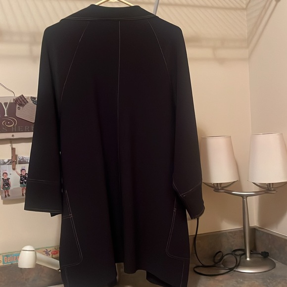 Chico's  “Travelers” Jacket size 1 - Picture 5 of 5